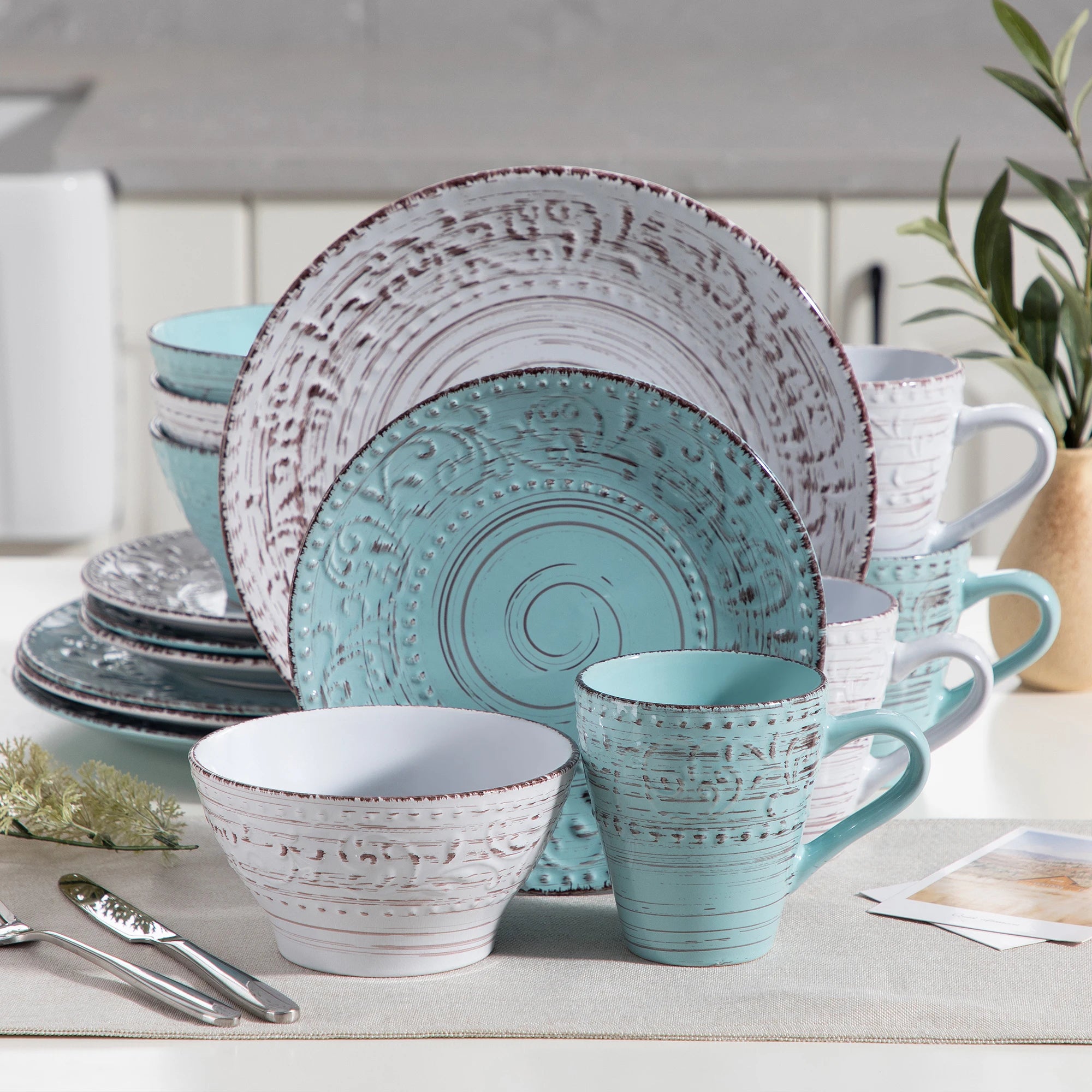 Dinnerware Set with Dinner Plate